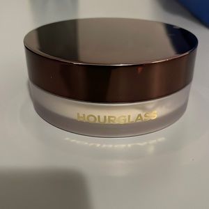 Hourglass Veil powder